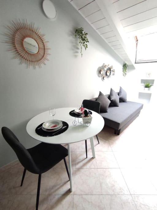 Free Parking Tiny House Wifi Netflix 15 Minuti Dal Duomo Daire Milano Dış mekan fotoğraf