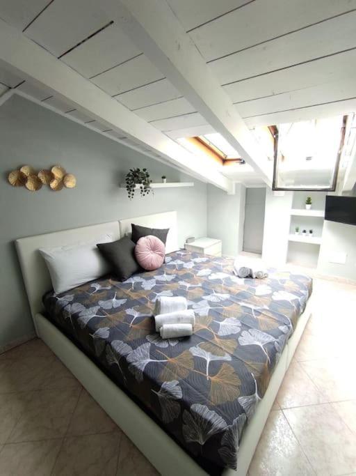 Free Parking Tiny House Wifi Netflix 15 Minuti Dal Duomo Daire Milano Dış mekan fotoğraf