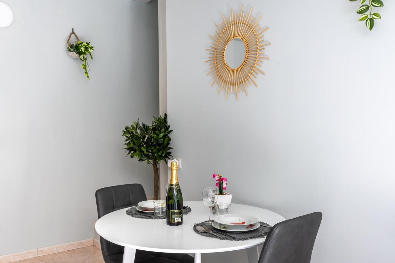 Free Parking Tiny House Wifi Netflix 15 Minuti Dal Duomo Daire Milano Dış mekan fotoğraf