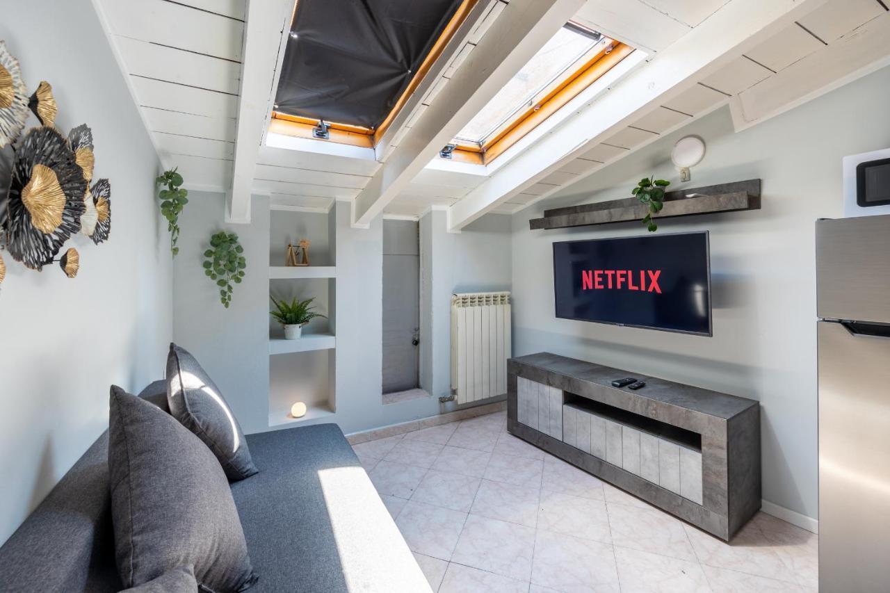 Free Parking Tiny House Wifi Netflix 15 Minuti Dal Duomo Daire Milano Dış mekan fotoğraf