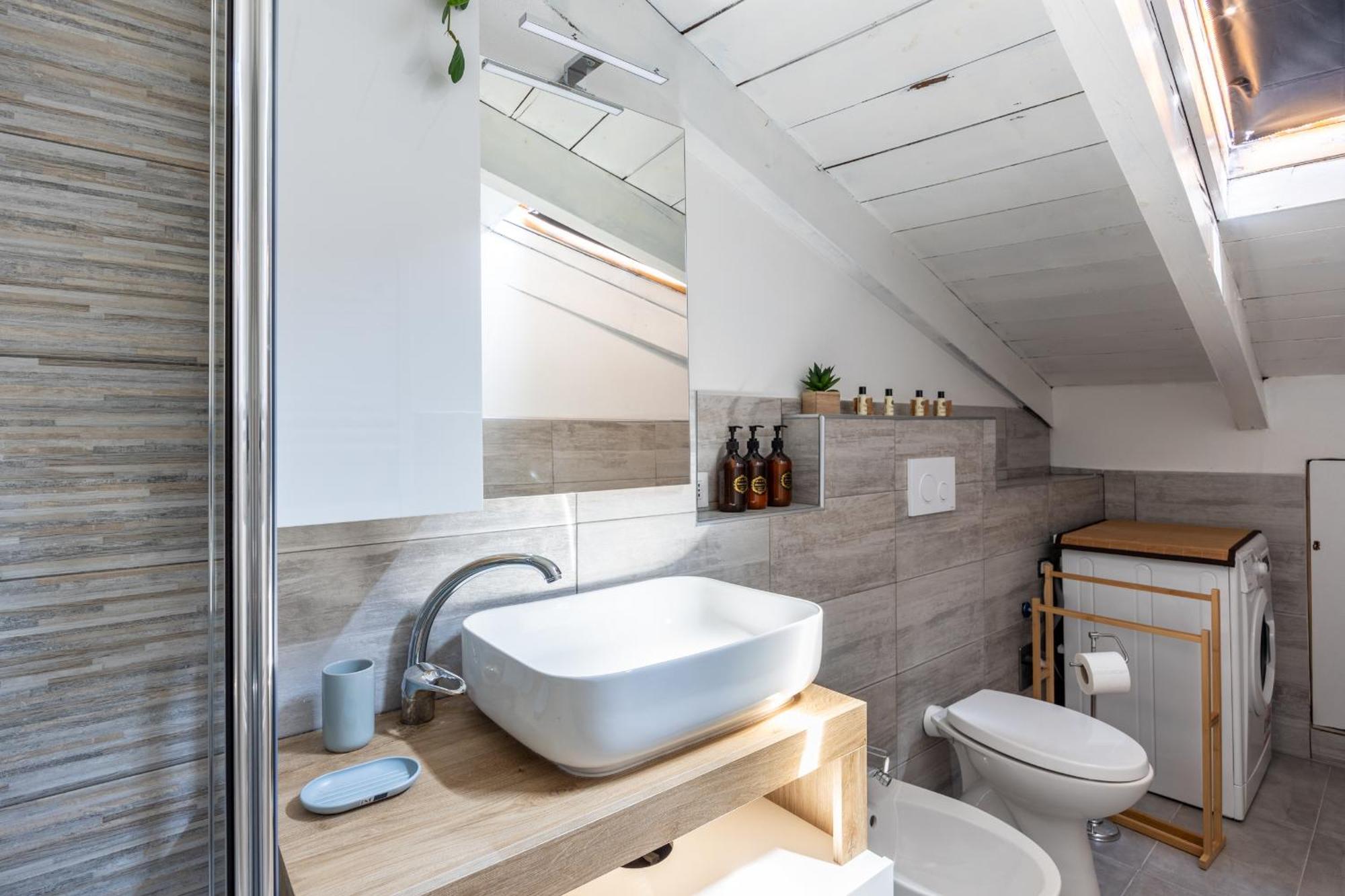 Free Parking Tiny House Wifi Netflix 15 Minuti Dal Duomo Daire Milano Dış mekan fotoğraf